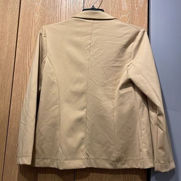 Serra Ponte Beige Blazer - Picture 2 of 2